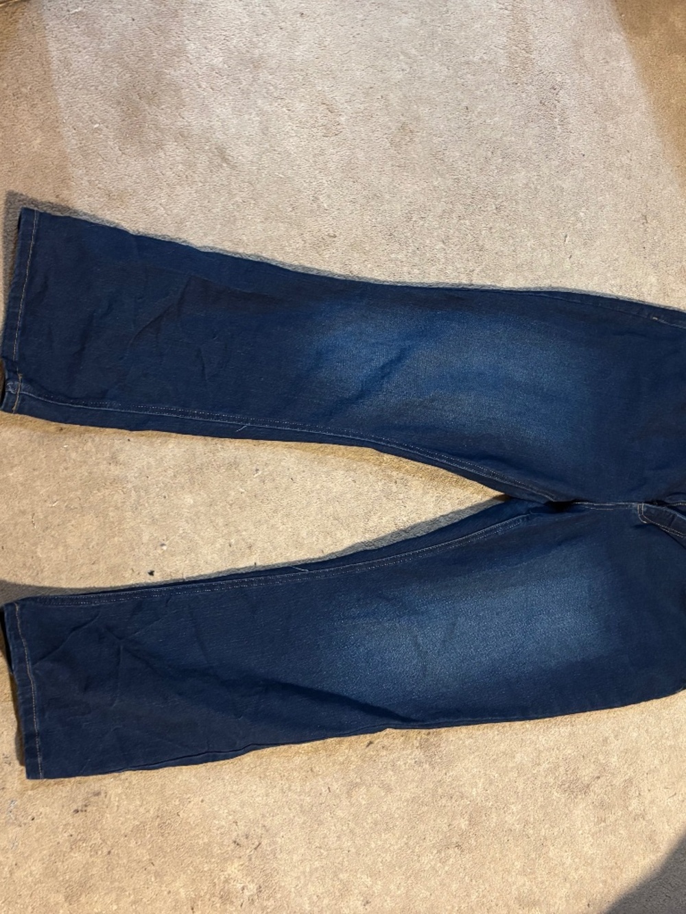 Wide leg jeans, size 16